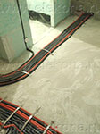 ЖК Московские Водники прокладка кабеля по полу в ПНД рукаве